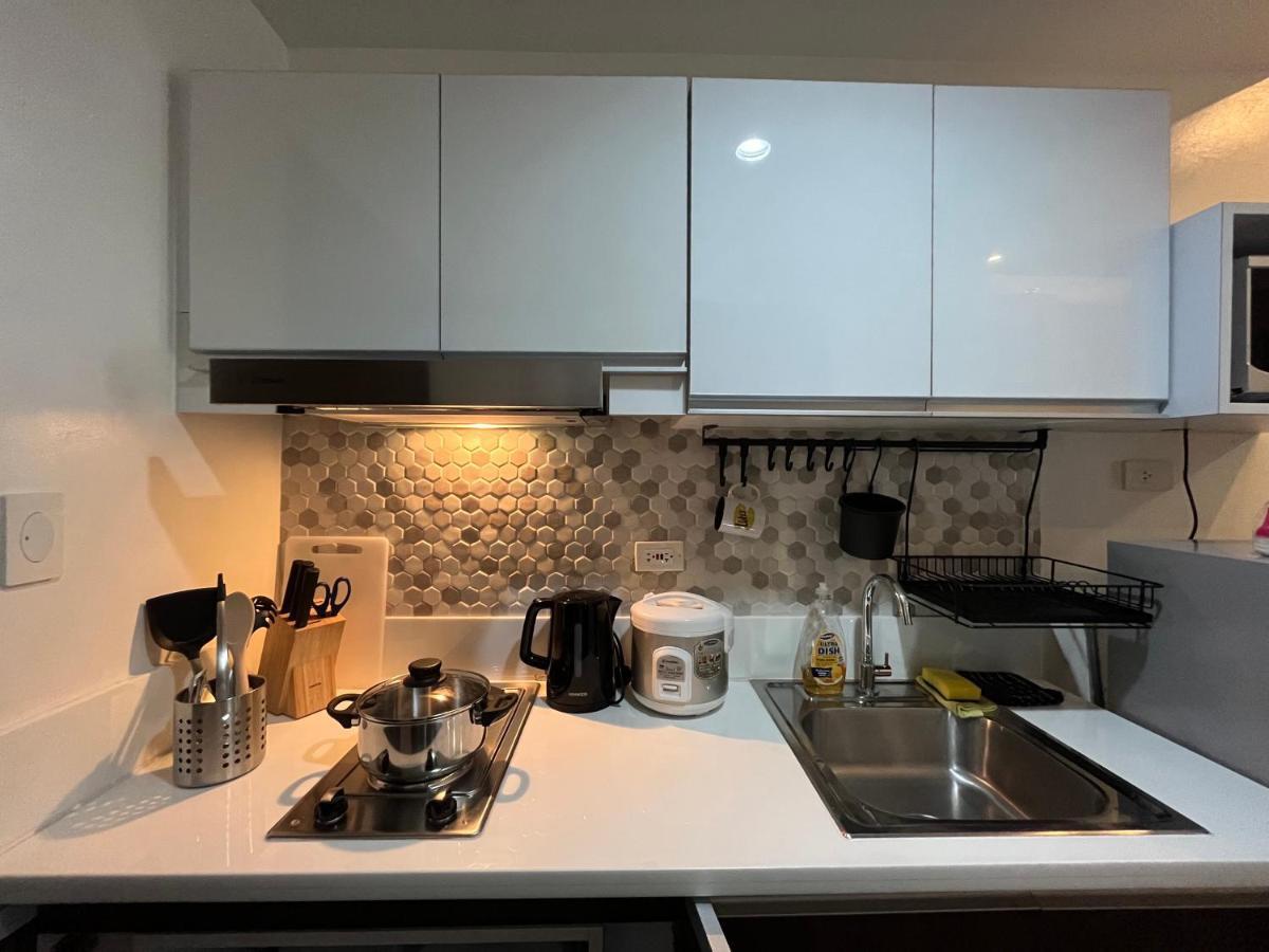 Homey 1 Bedroom Unit At Air Residences Makati City Exterior foto