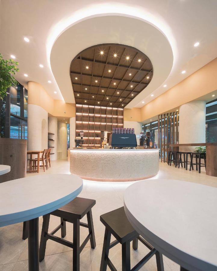Homey 1 Bedroom Unit At Air Residences Makati City Exterior foto